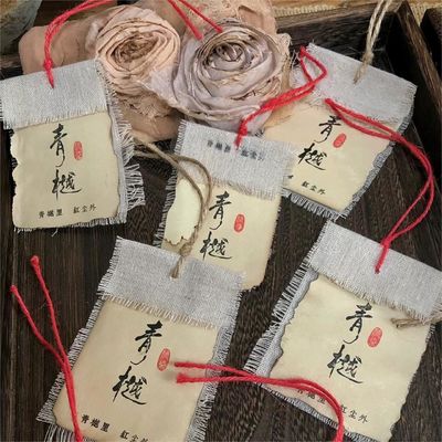 comprare T-Shirt tag regalo personalizzati stampa in rilievo tag abbigliamento tag prezzo tag abbigliamento tag OEM personalizzati online manufacture