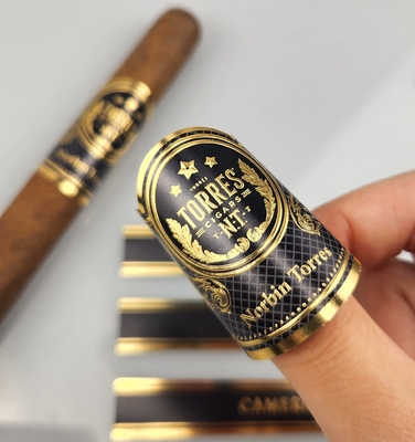 comprare Anello per sigaro personalizzato con stampa in vinile impermeabile OEM Premium unico, con stampa a rilievo dorata e adesivo per etichetta con marchio personale online manufacture