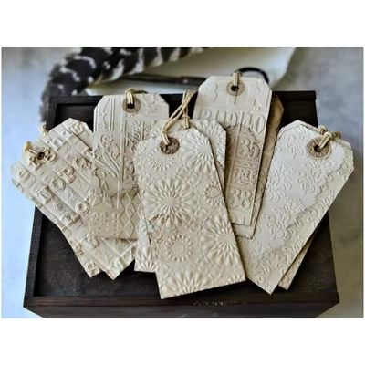 Buon prezzo Forma personalizzata abbigliamento tag stampa legno Kraft tag in linea