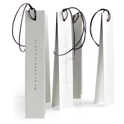 Buon prezzo Etichette regalo in pelle di velluto bianco Etichette di abbigliamento personalizzato Etichette di abbigliamento stampate in linea