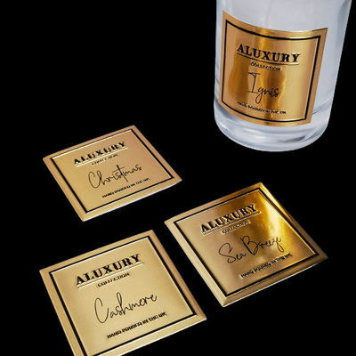 Buon prezzo Etichetta della bottiglia del profumo con autoadesivo impermeabile e timbrazione su carta personalizzata in linea