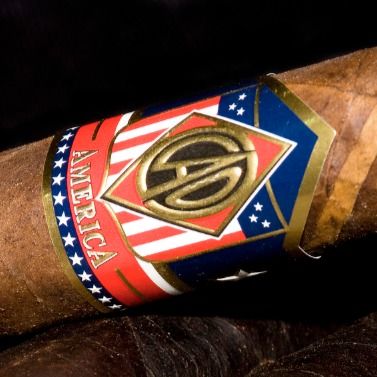 Buon prezzo Custom Eco-friendly Adhesive Sticker Cigar Band and Label with OEM Gold Foil Embossing in linea