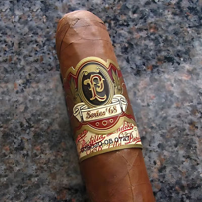 Buon prezzo Custom Self Adhesive 3D Embossed Gold Foil Cigar Label with ISO9001 Certification for Premium Branding in linea